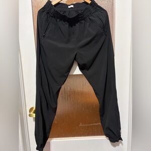 Aritzia TNA Jogger Pants